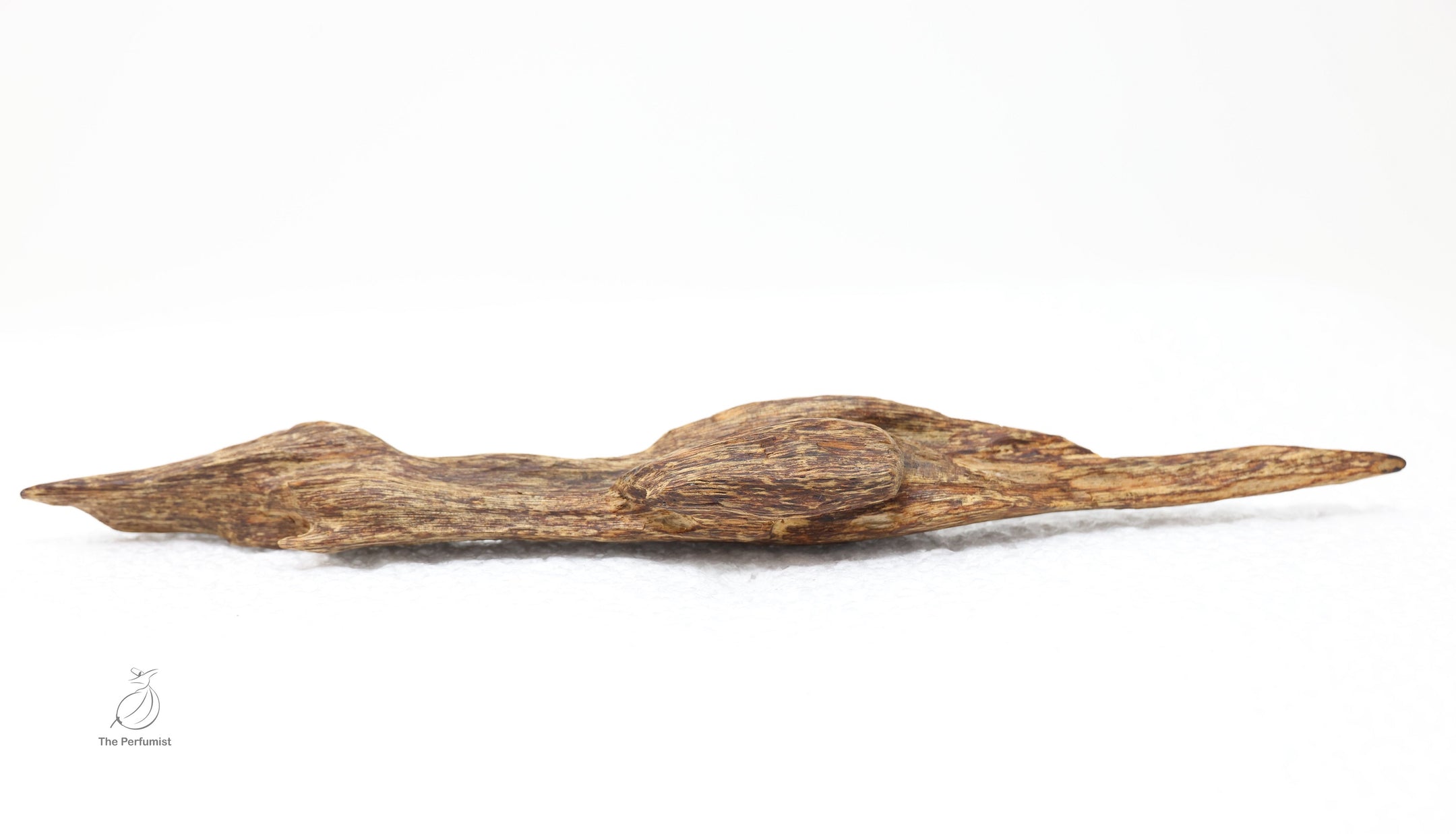 Superior Wild Hainan Agarwood Shu Xin Yu Handpicked Resin