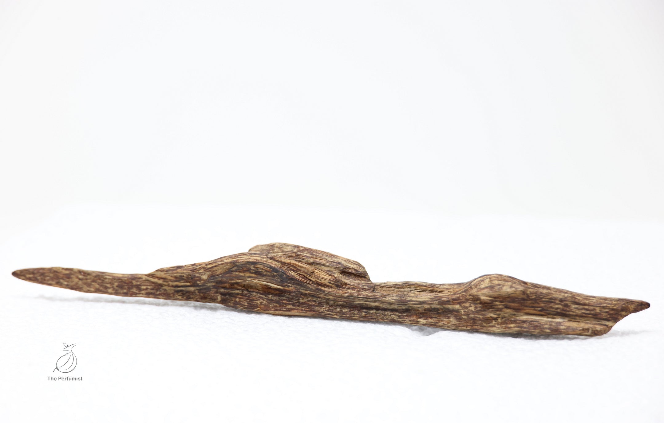Superior Wild Hainan Agarwood Shu Xin Yu Resin