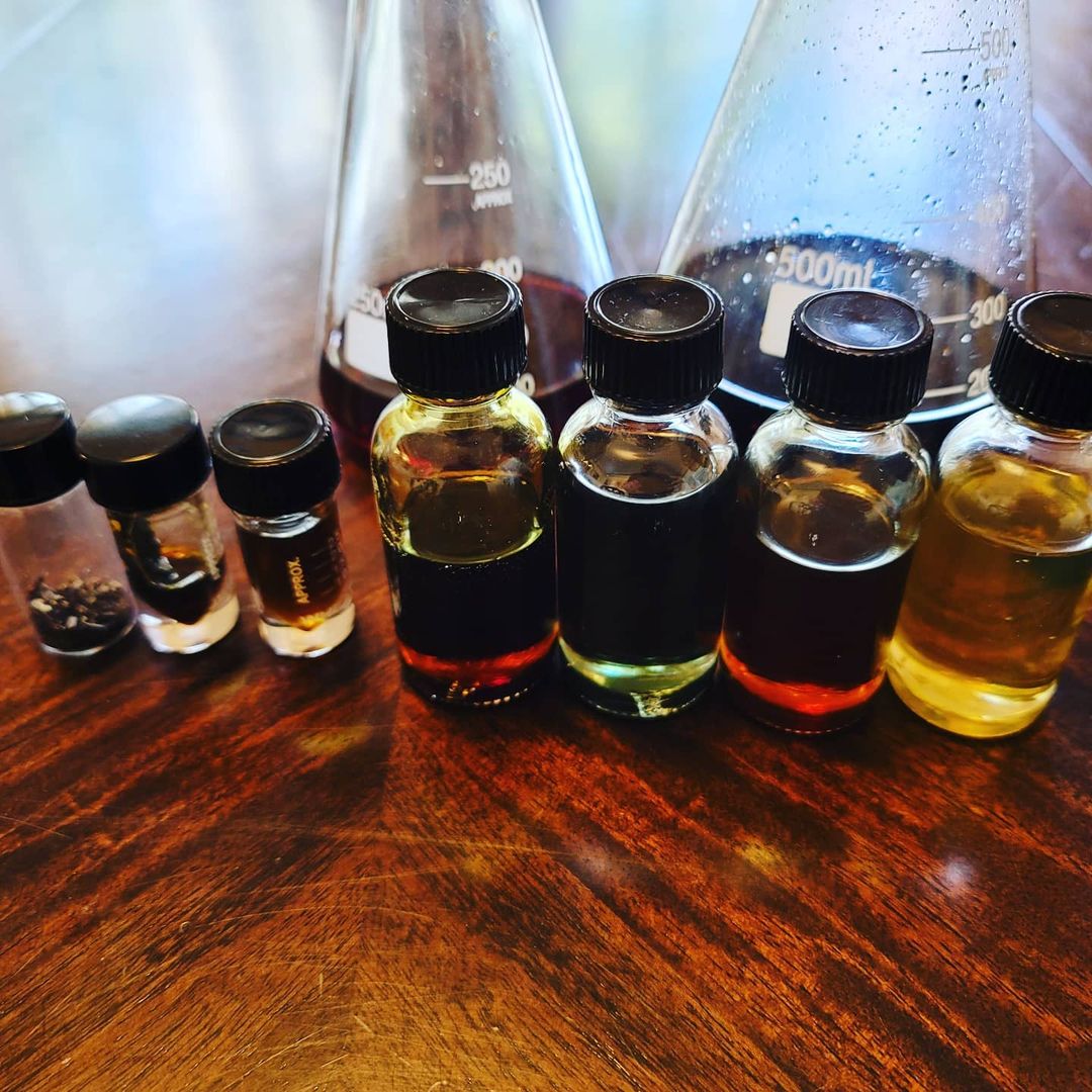 Shaza - The new year Attar 2020 - 2021 - theperfumist