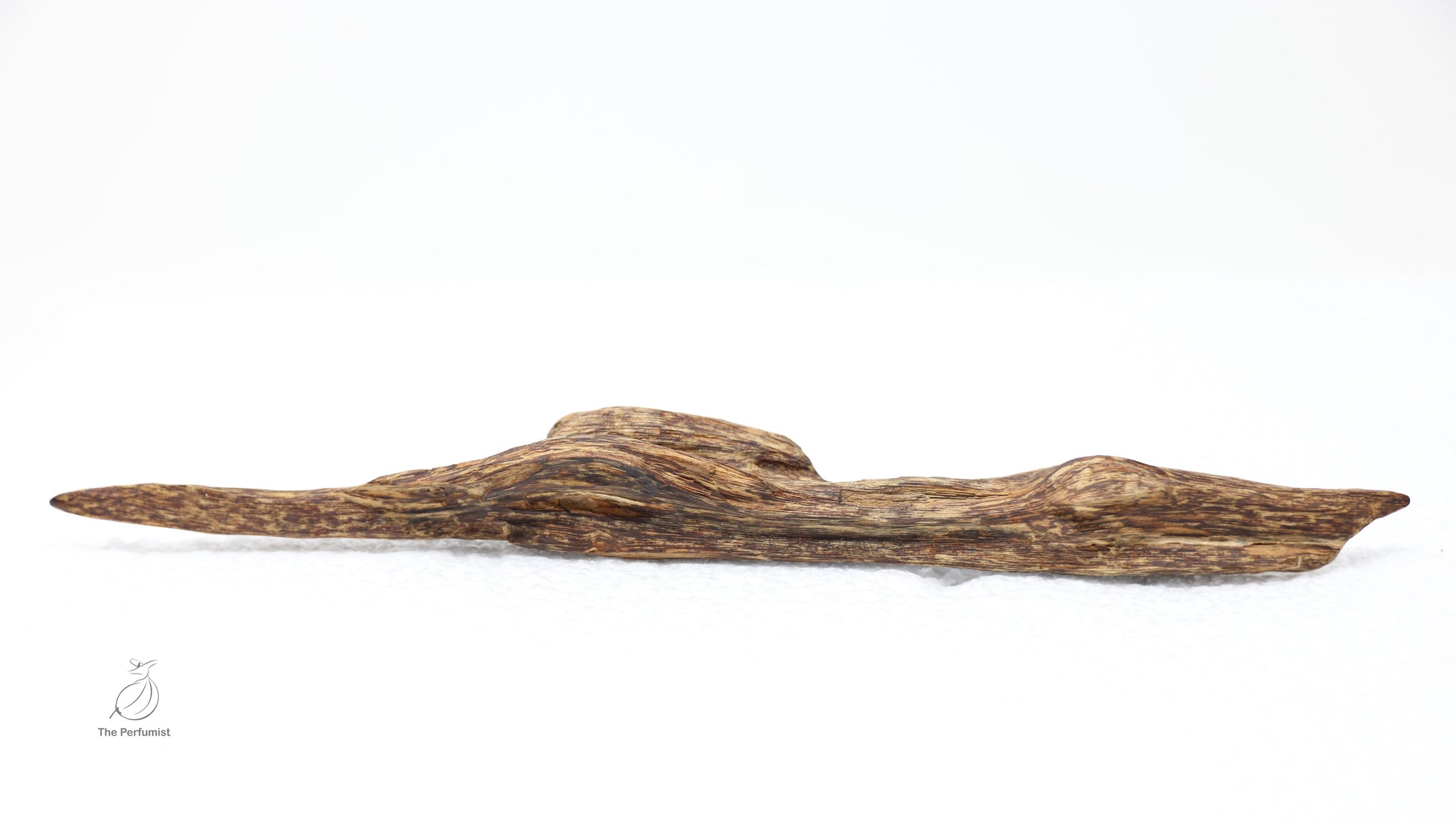Superior Wild Hainan Agarwood Shu Xin Yu Dark Resin