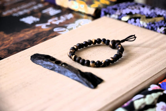 Pure Kinam Kyara Bracelet Dark Aromatic Wooden Beads