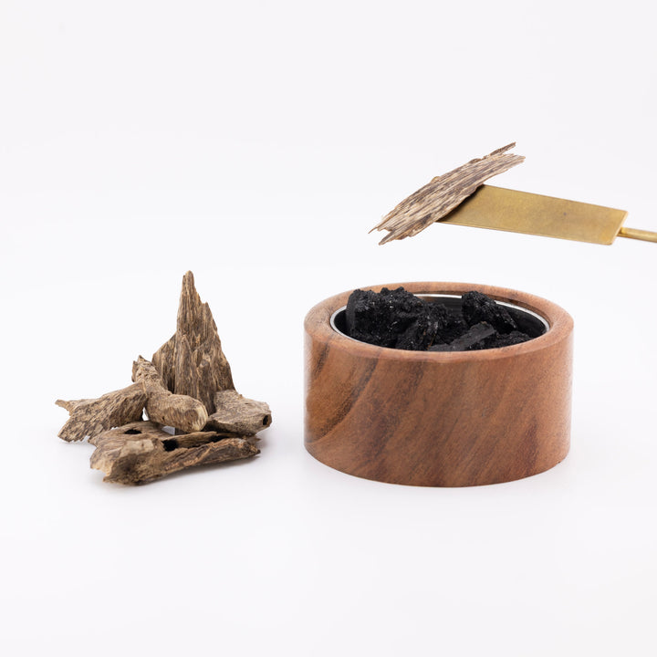 100% Vietnamese Aquilaria Crassna Super King Agarwood Premium Resin
