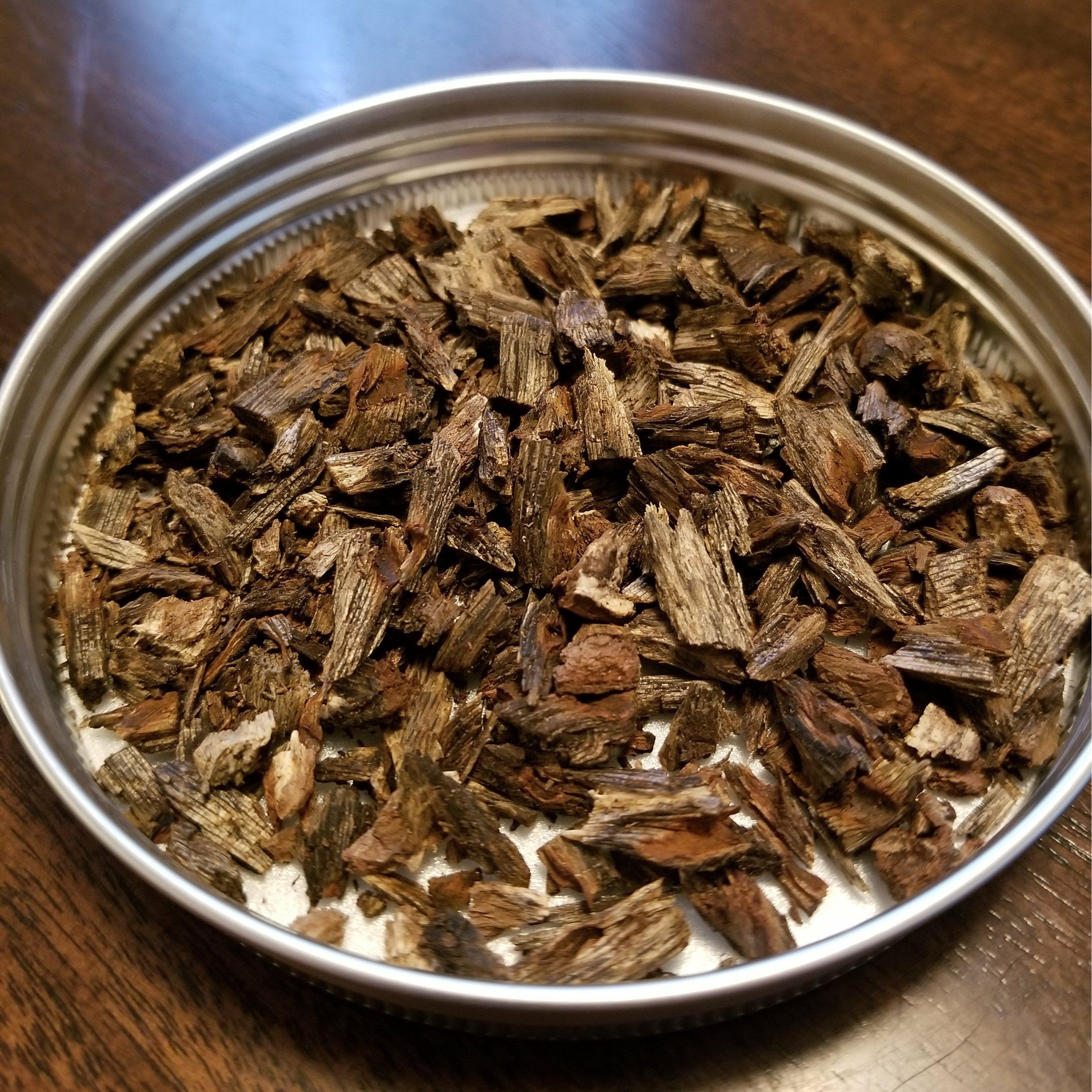 white kinam - kyara wood incense red soil 100% Vietnamese - theperfumist - the house of the perfumist - royal attar