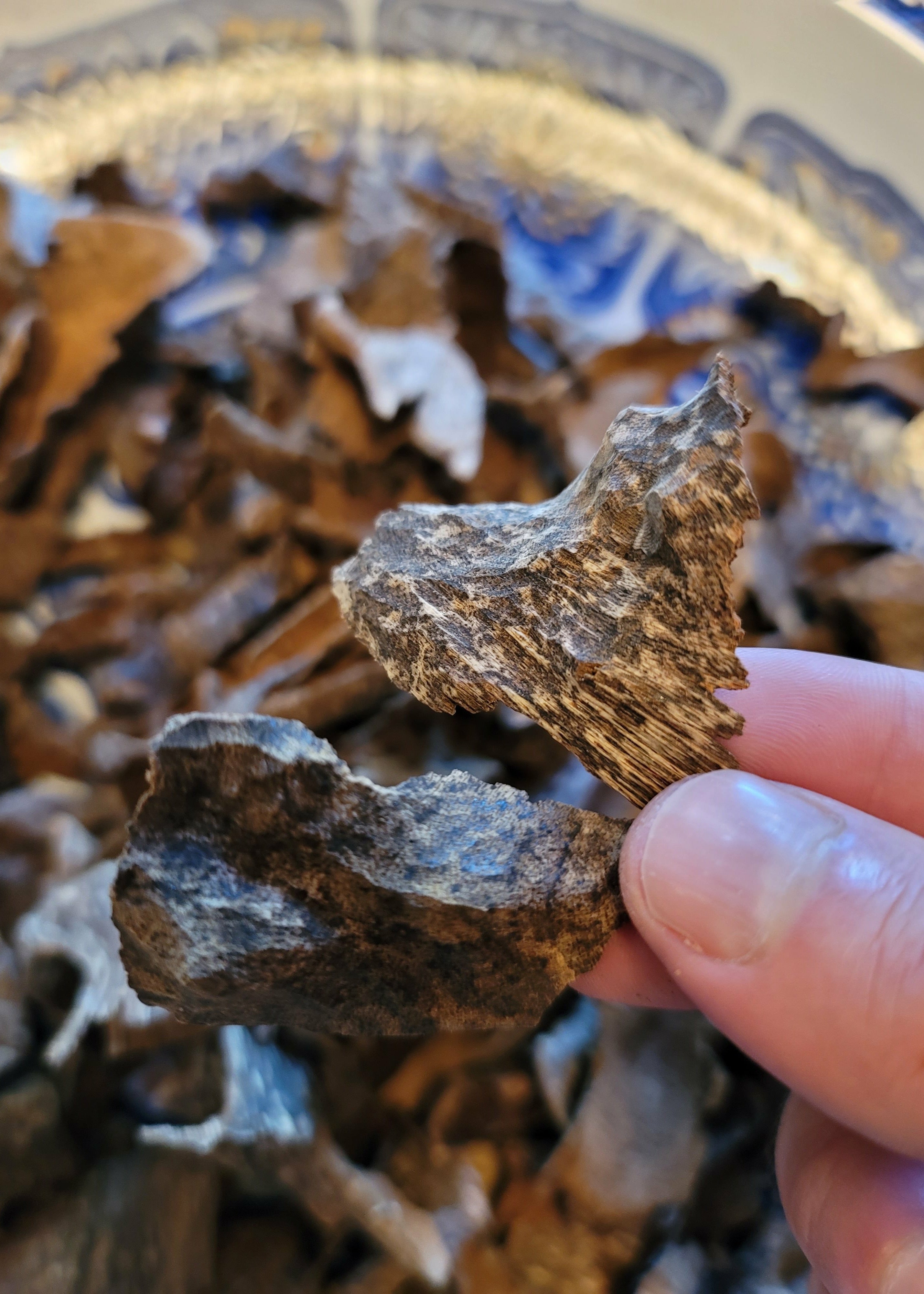 Vietnamese super Girmit, 100% pure natural, agarwood. Hand-selected pieces.