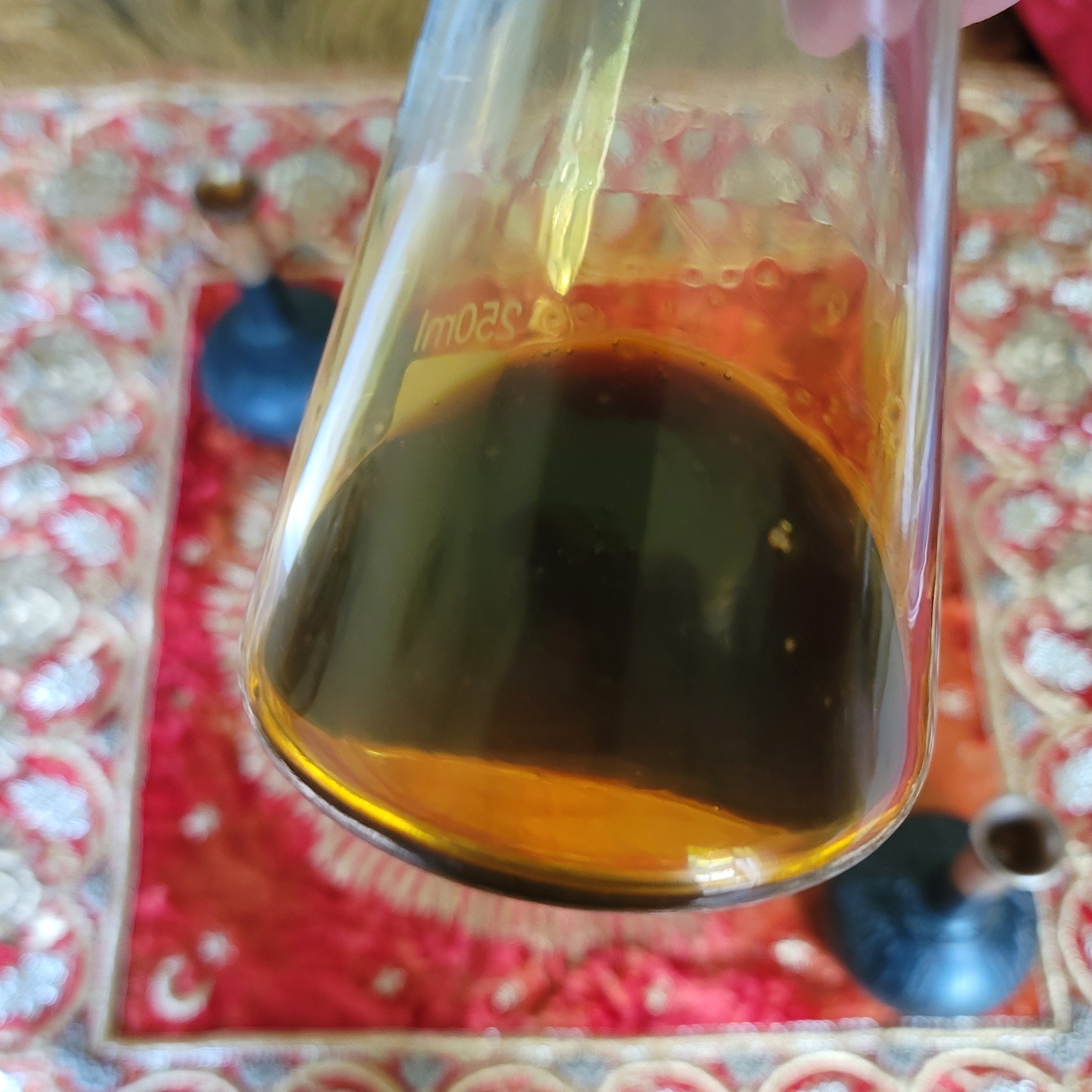 Sultan Abdul Hamid II oud oil - Preexisting clients only