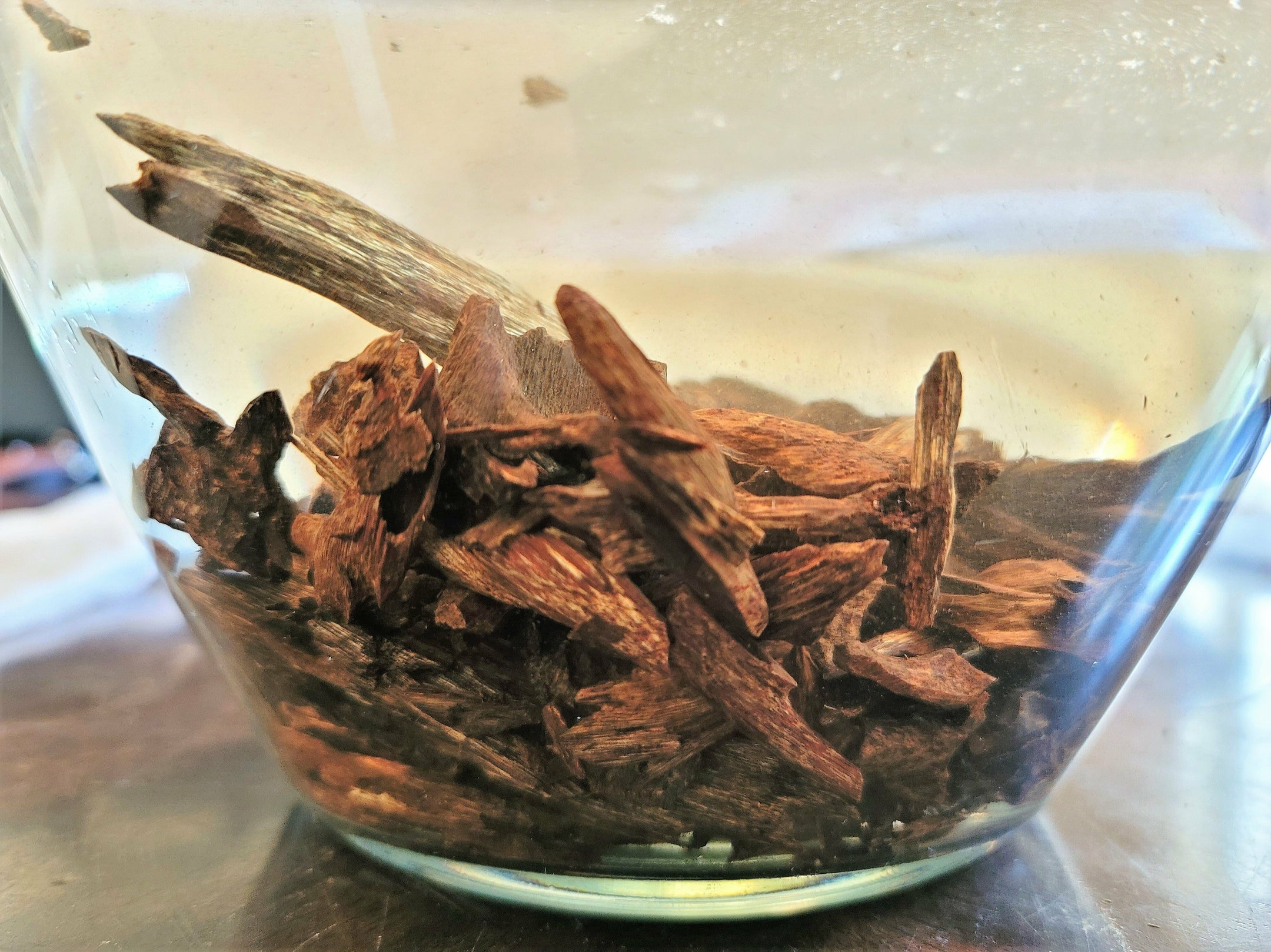 100 years old wild, triple King, sinking Brunei Sultani select agarwood. - theperfumist