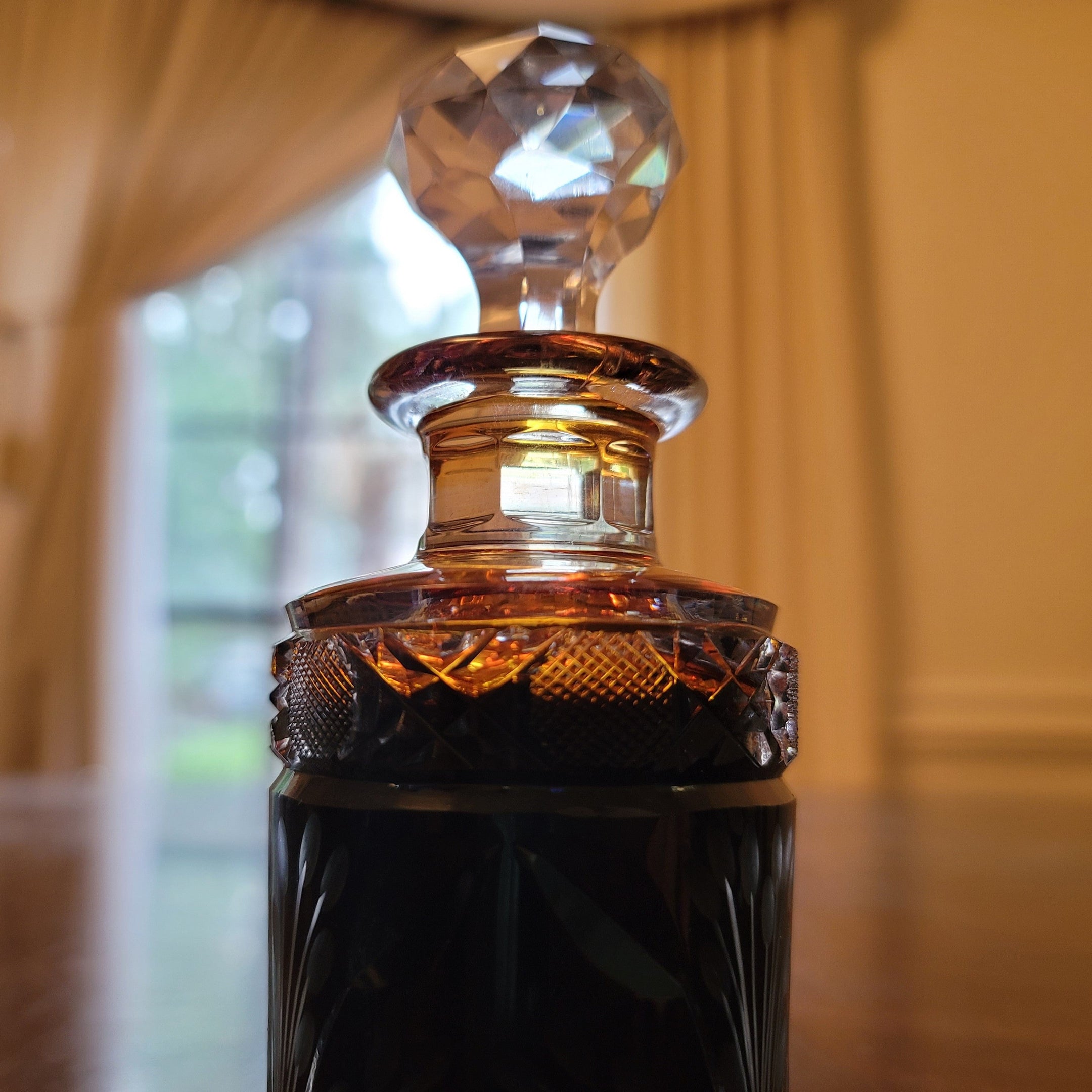 Malaysian triple king wild copper distilled single batch - Second distillation 2022 - theperfumist