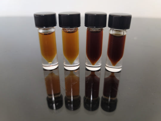 Viet Kinam Golden Dust King Gia Long Oil