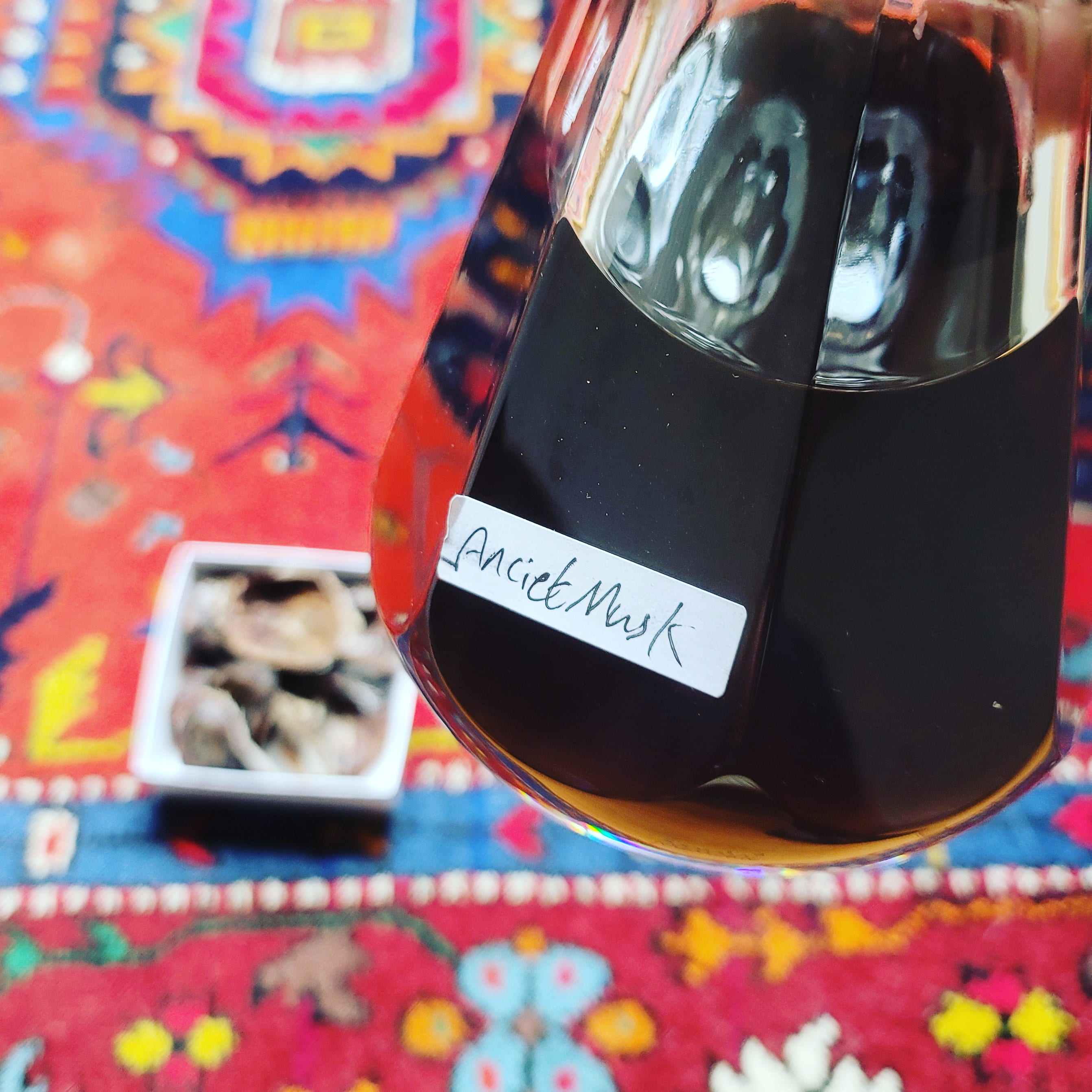 Ancient Sweet musk oil - 3 levels of musk from 7 different kinds